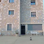Aggelikis Cosy Shared House 民宿 皮尔戈斯