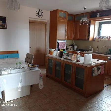 Privatunterkunft Aggelikis Cosy Shared House *