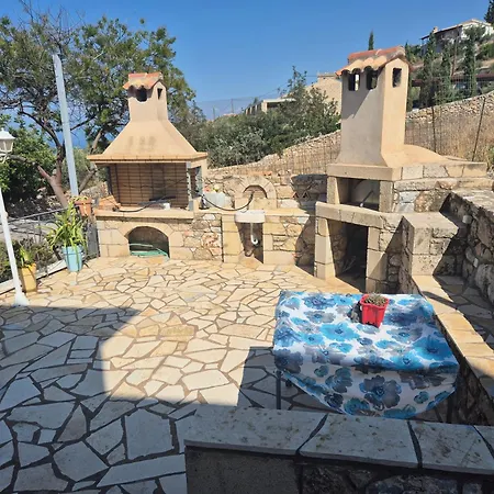 民宿 Aggelikis Cosy Shared House 皮尔戈斯