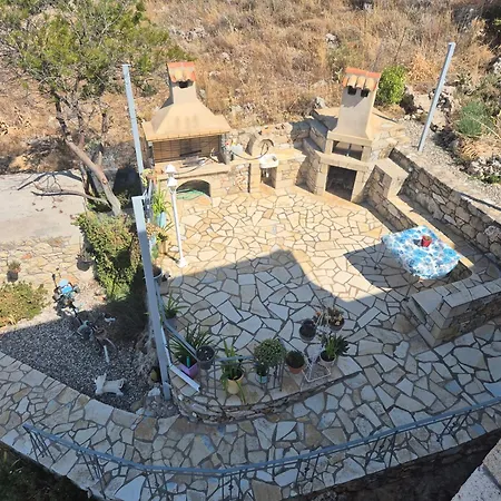 Aggelikis Cosy Shared House