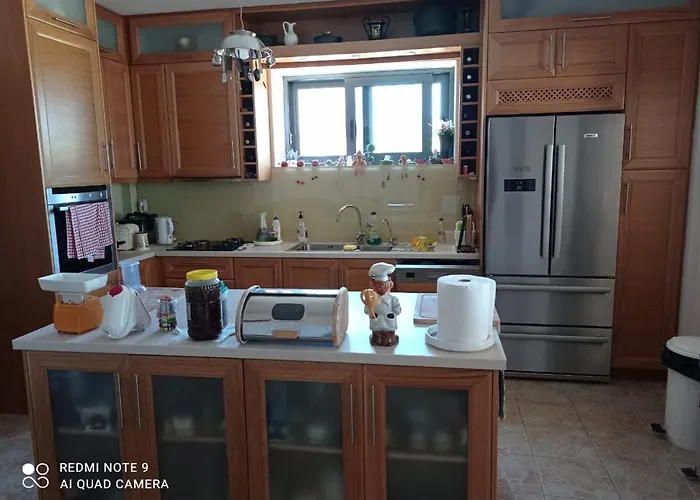 Homestay Aggelikis Cosy Shared House