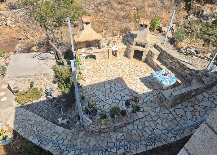 Aggelikis Cosy Shared House